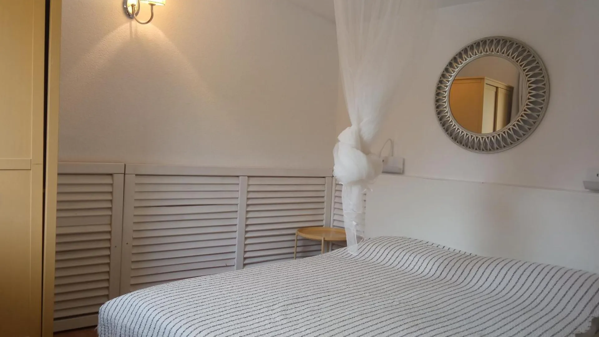 Holiday Homes Mare Premantura