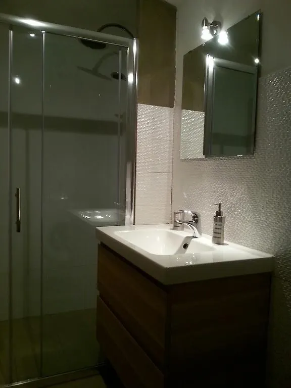 Holiday Homes Mare Premantura
