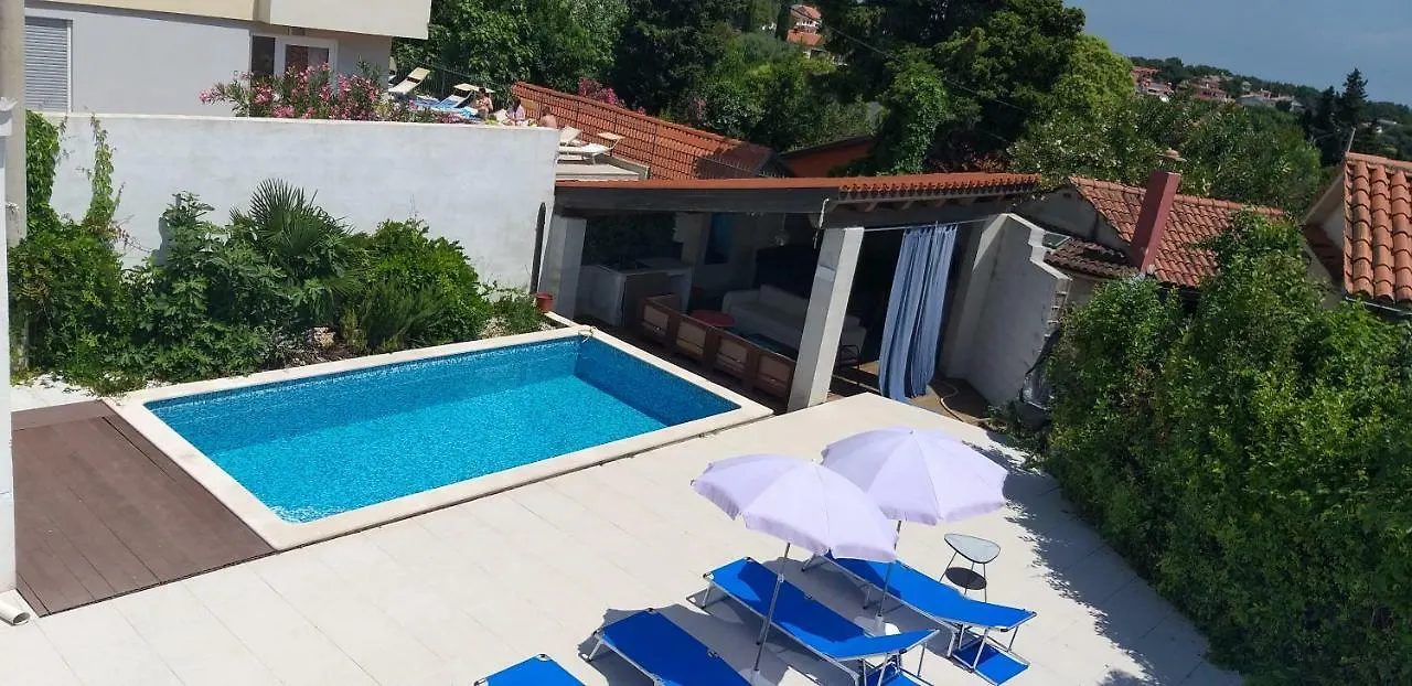 Holiday Homes Mare Premantura 0*,