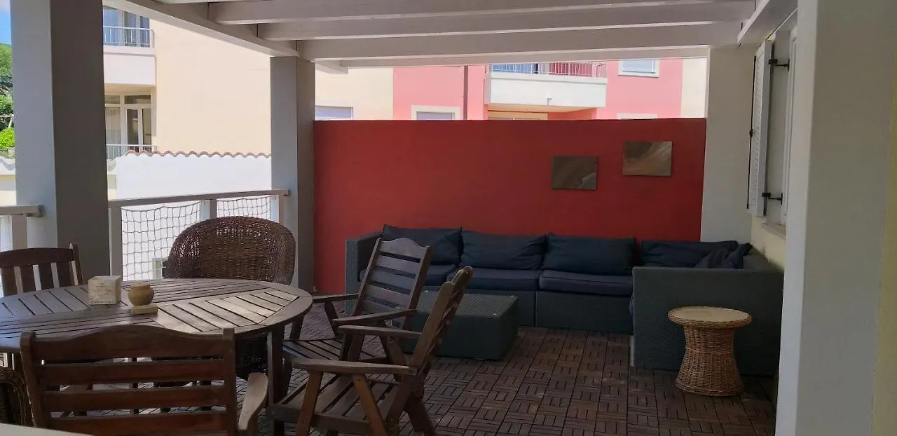 Holiday Homes Mare Premantura Croatia